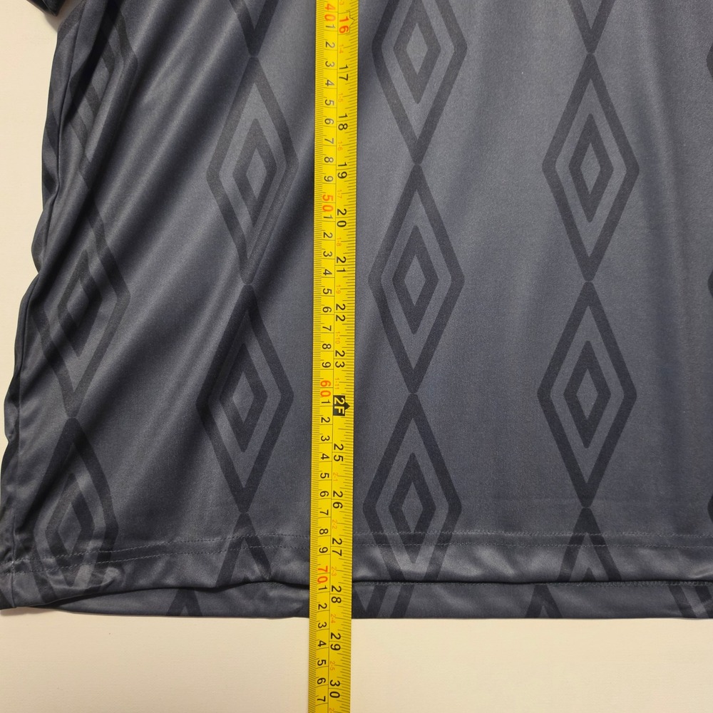 Umbro Spain Soccer Jersey Diamond Print Football 2026 Charcoal Grey Red Large - Picture 4 of 8
